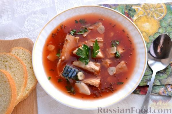 Томатный суп со скумбрией