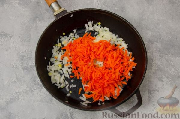 Постные вареники с пекинской капустой и морковью