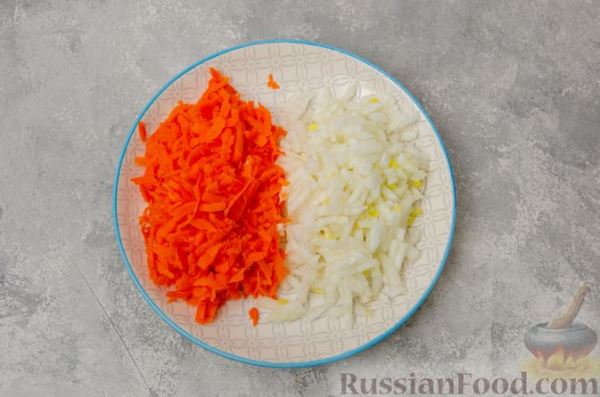Постные вареники с пекинской капустой и морковью
