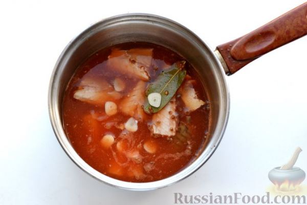 Томатный суп со скумбрией